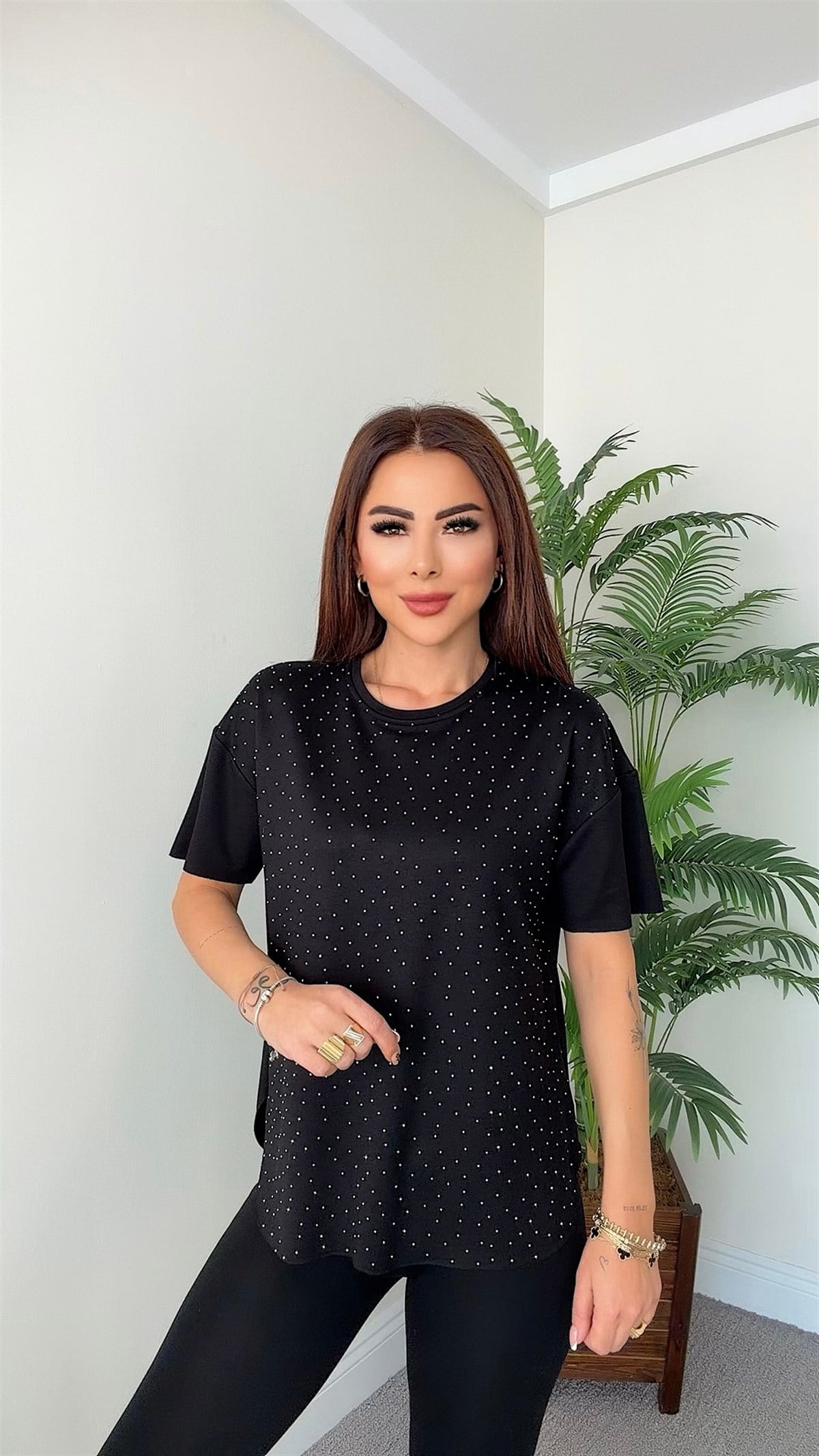 Hennie Kadın Taşlı Siyah Basic T-shirt