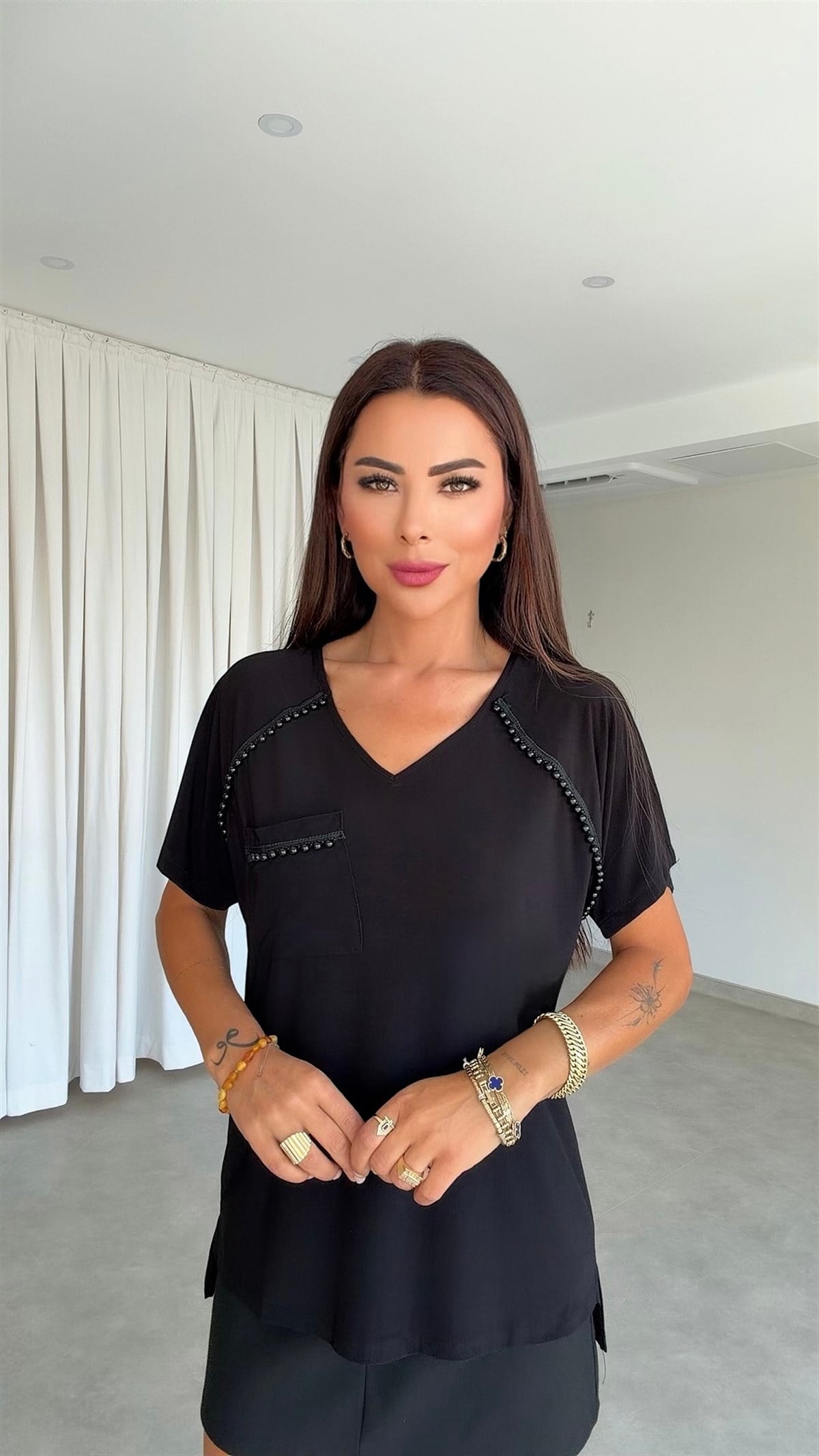Olbe Kadın Boncuk Detaylı Siyah Bluz