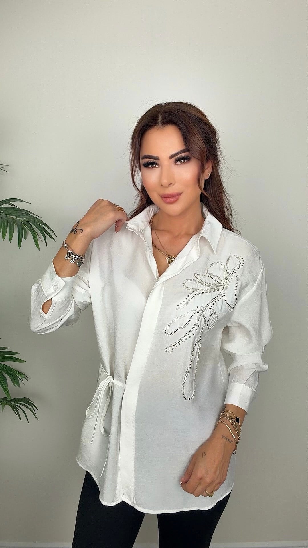 Flower Kadın İşlemeli Modal Beyaz Gömlek