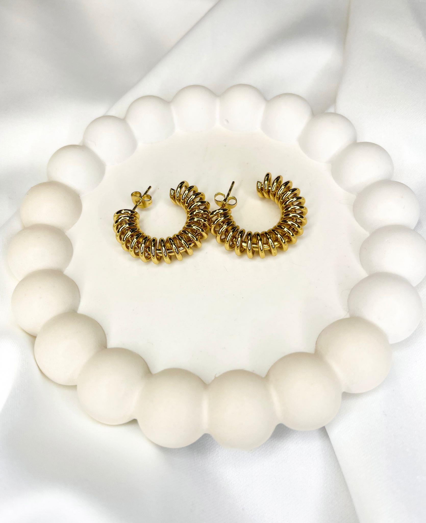Gold Sarmal Çelik Küpe