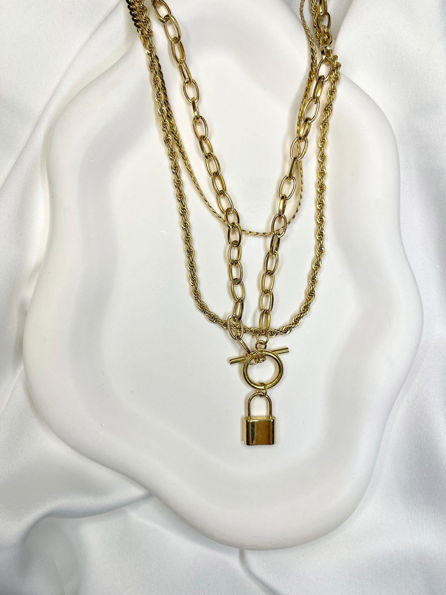 Gold Üçlü Kilit Detay Çelik Kolye