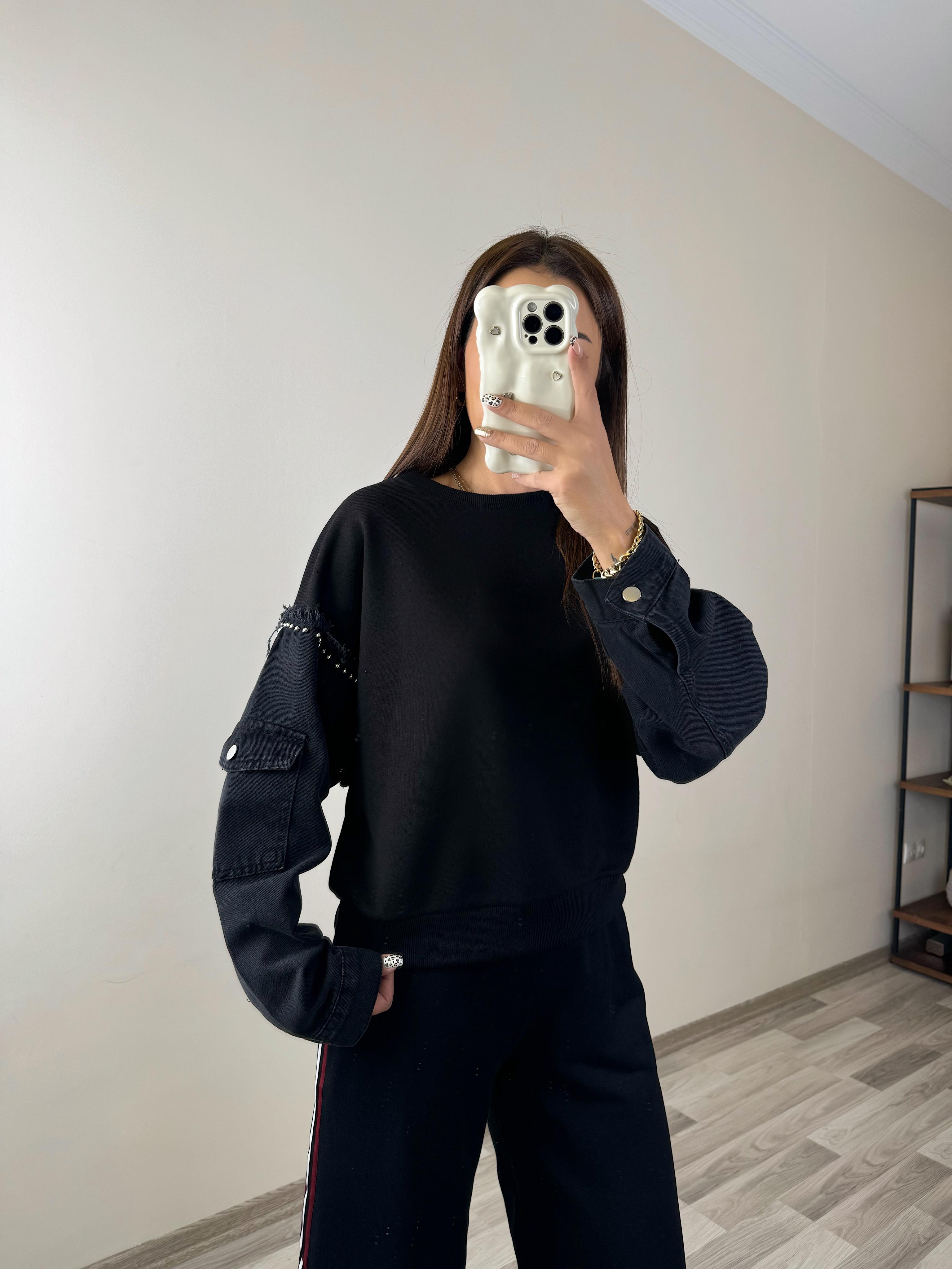 Kol Jean Detay Geçişli Siyah Sweat