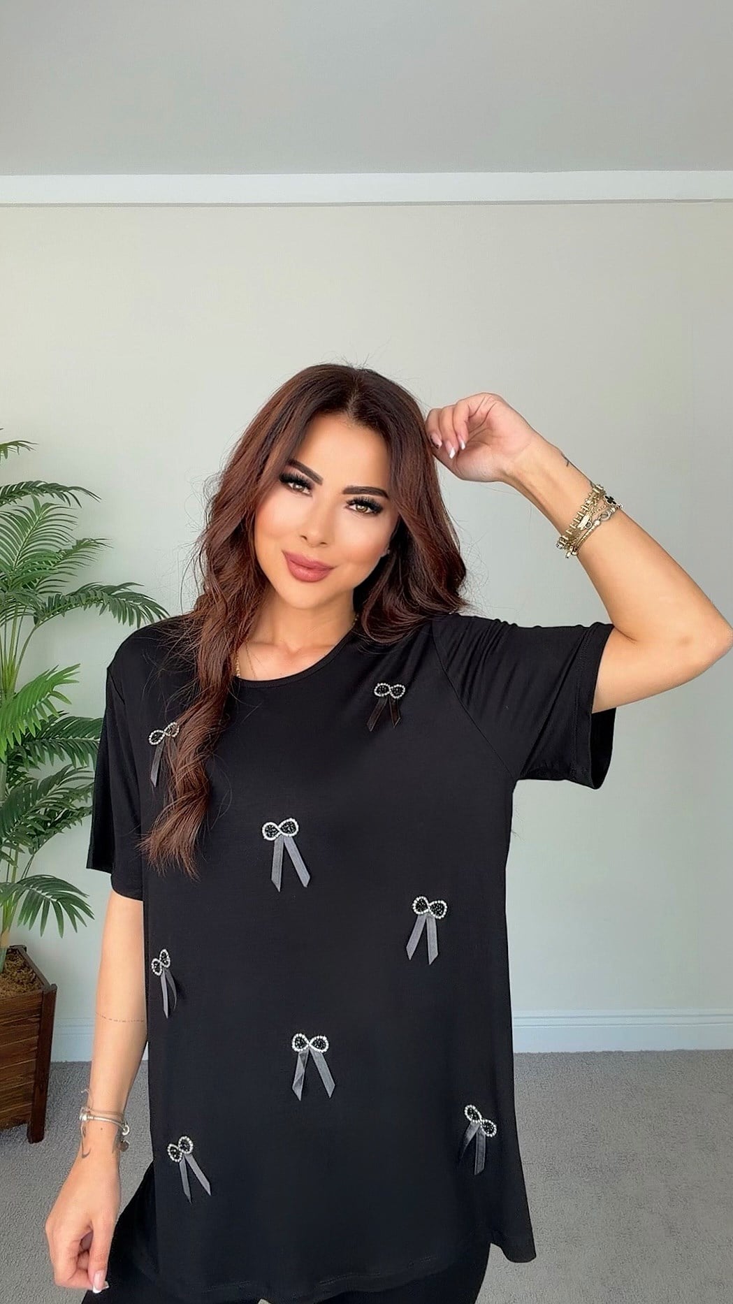 Kued Kadın Fiyonk Detaylı Siyah Bluz