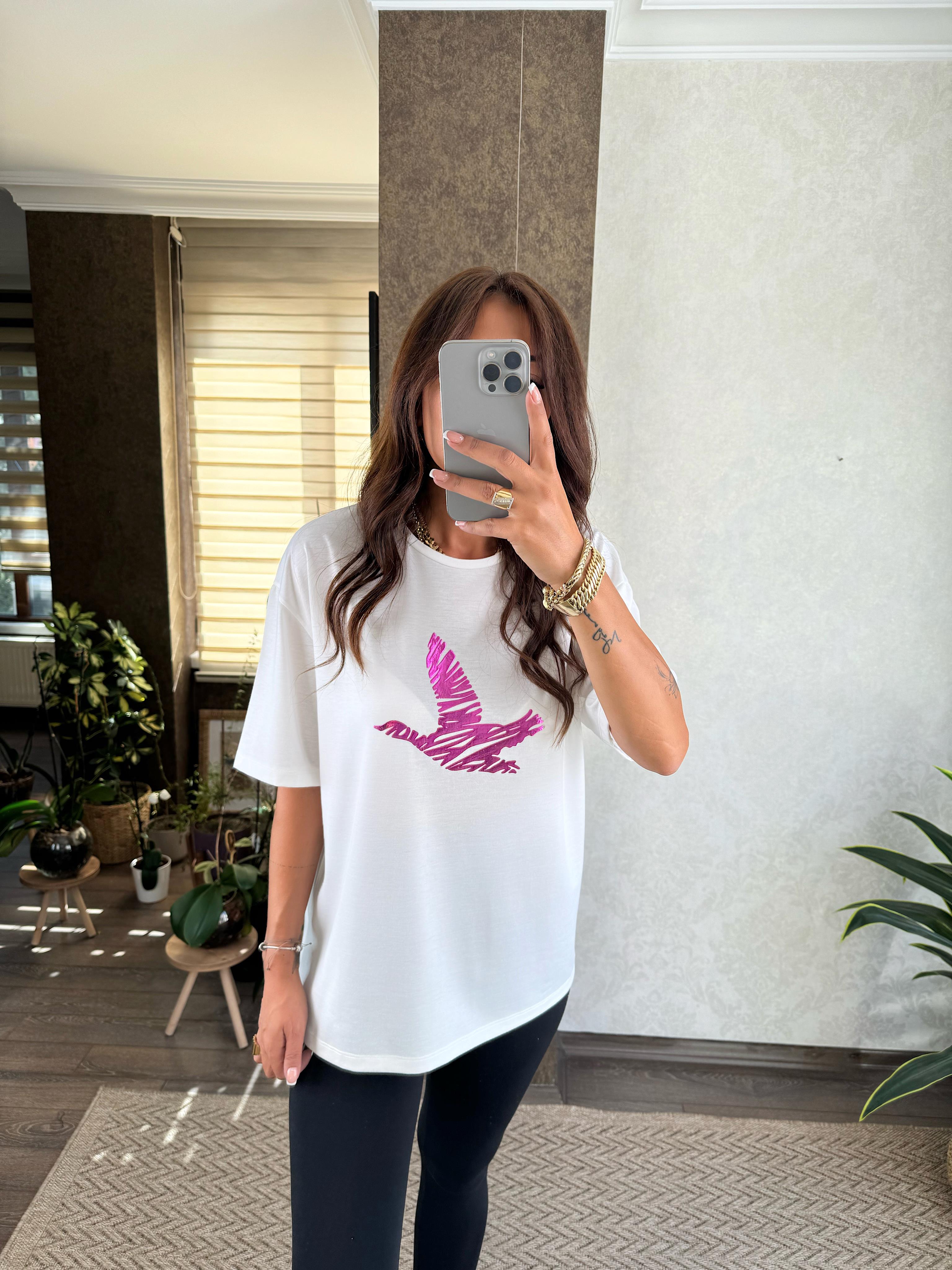 Oversize Fuşya Kuş Baskılı Beyaz T-shirt