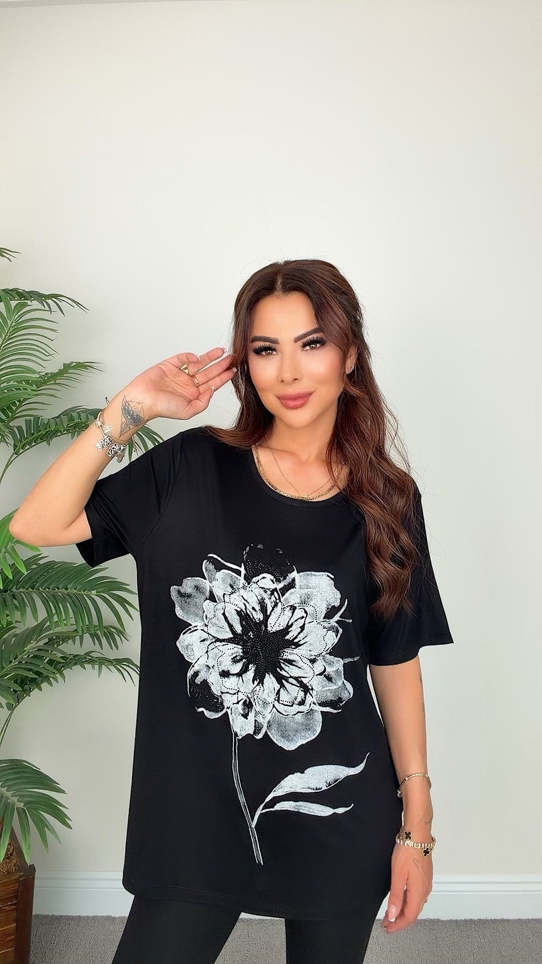 Penna Kadın Baskı ve Taş Detaylı Siyah Bluz