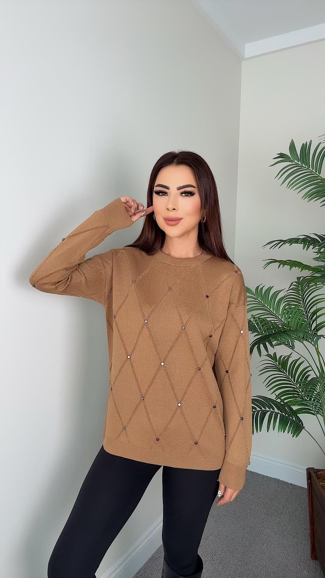 Penny Kadın Desenli ve Taş Detaylı Taba Triko