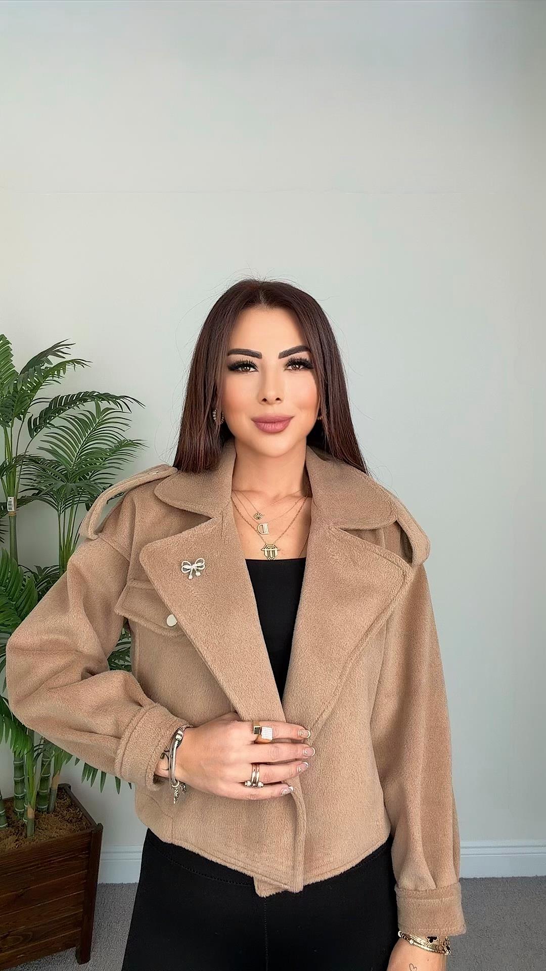 Piece Kadın Broş Detaylı Taba Ceket Kaban 
