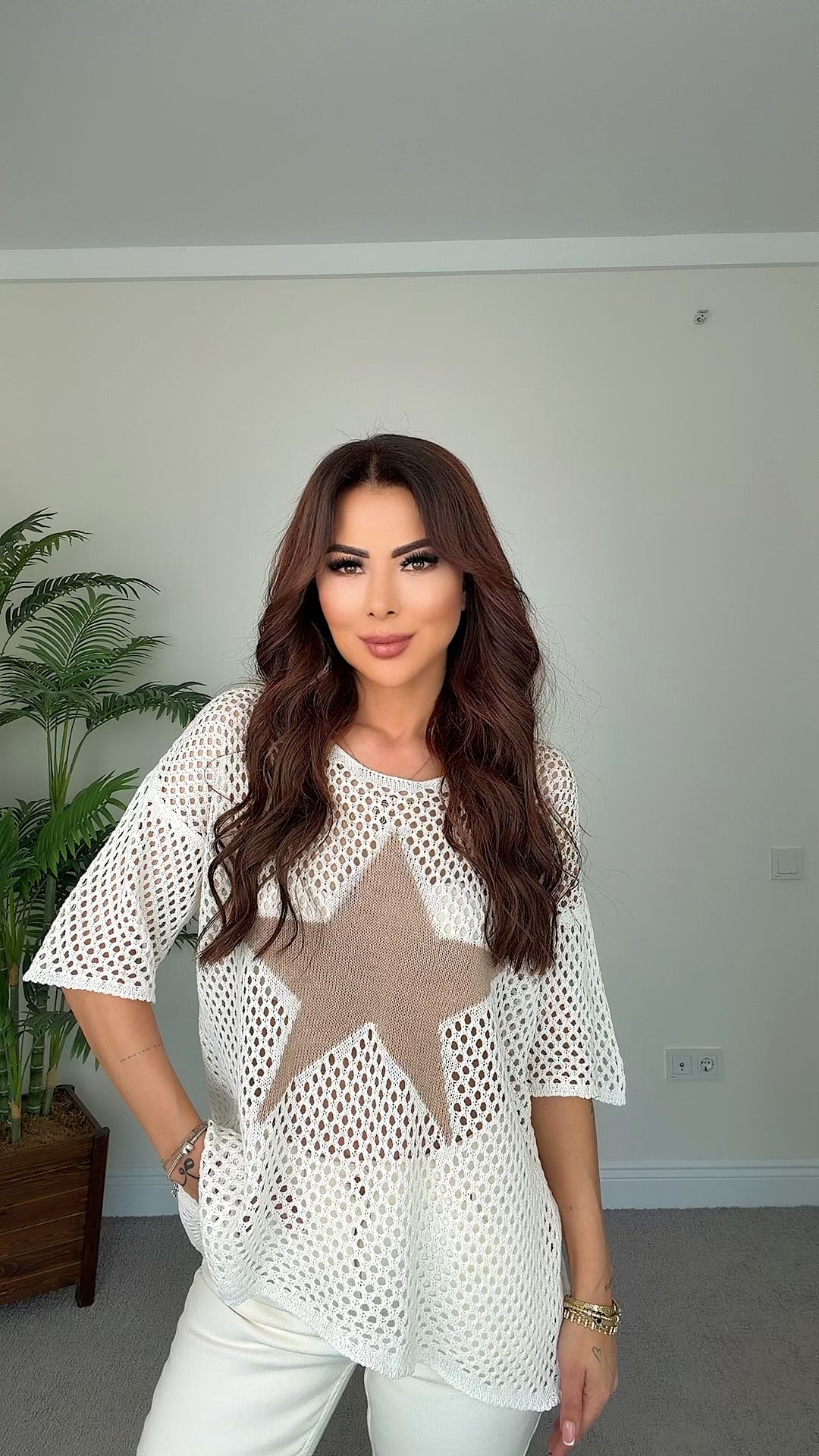 Ruru Kadın Yıldız Detaylı Ekru Triko Bluz