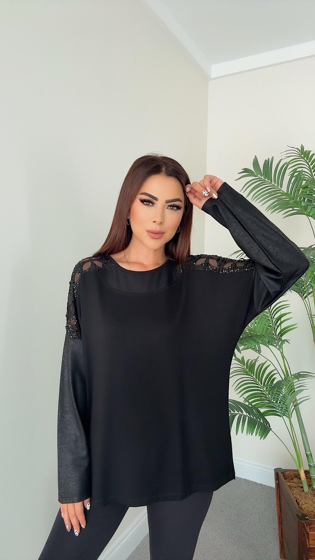 Steri Kadın Kol ve Omuz Detaylı Tasarım Siyah Bluz