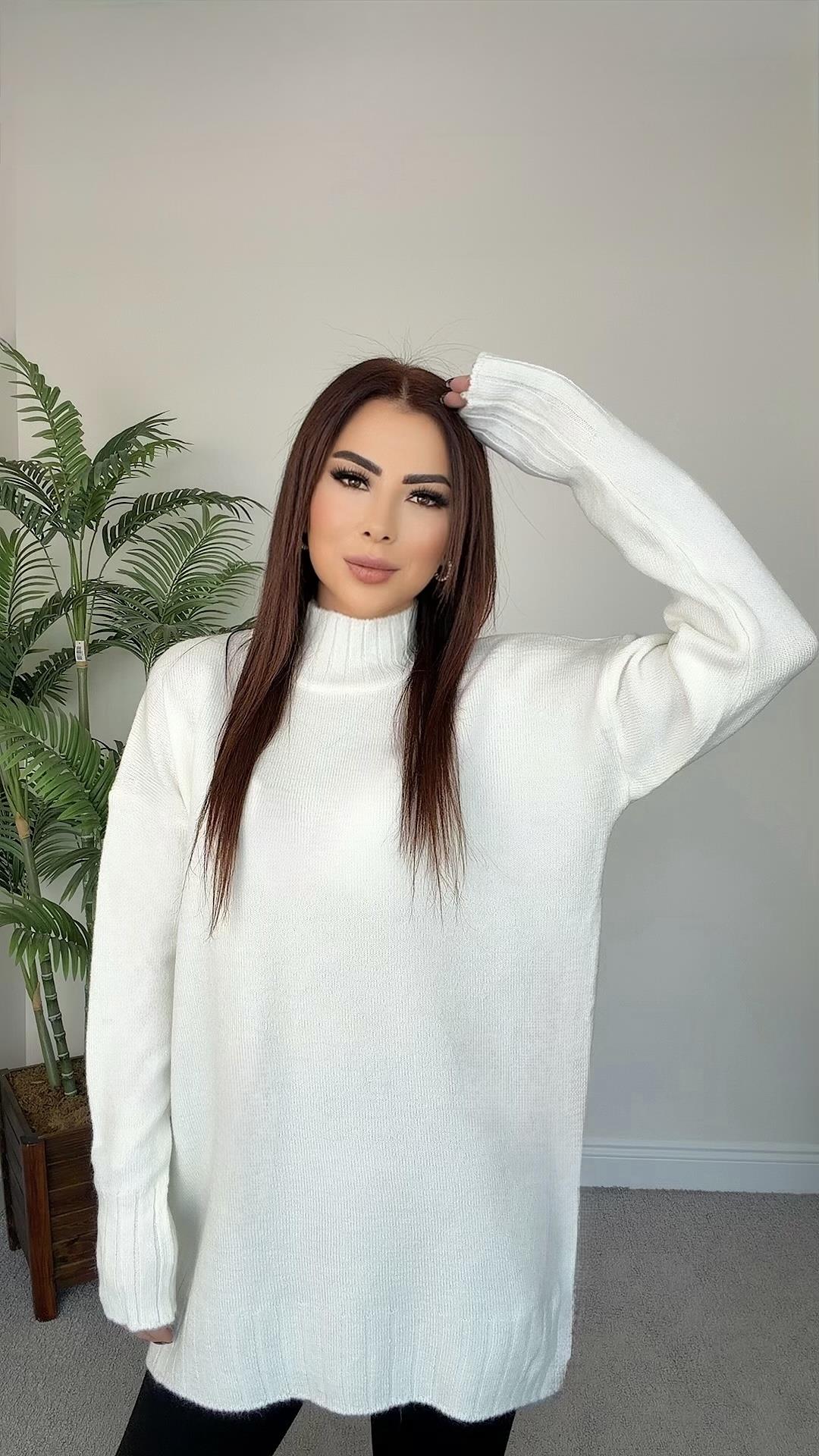 Vinla Kadın Boğazlı Beyaz Tunik Triko