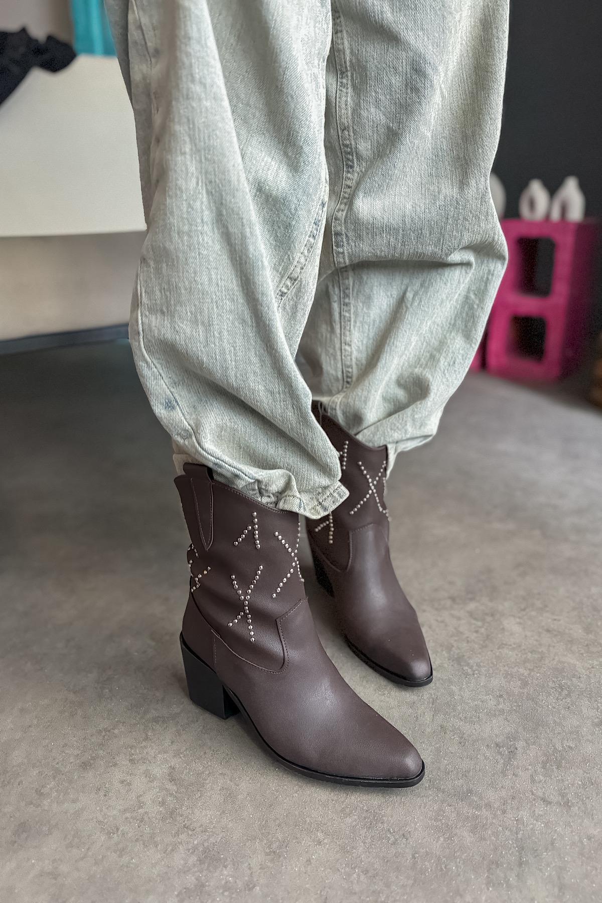 Berceste Acı Kahve Taş Desen Detaylı Kadın Bot