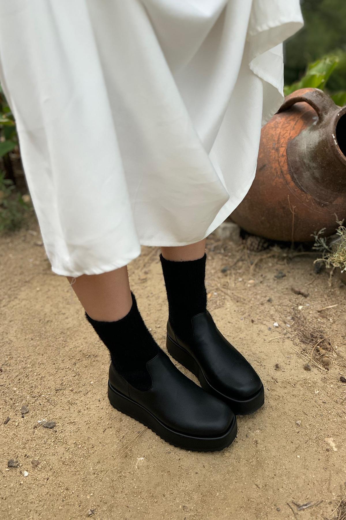 Eldon Siyah Triko Kadın Bot