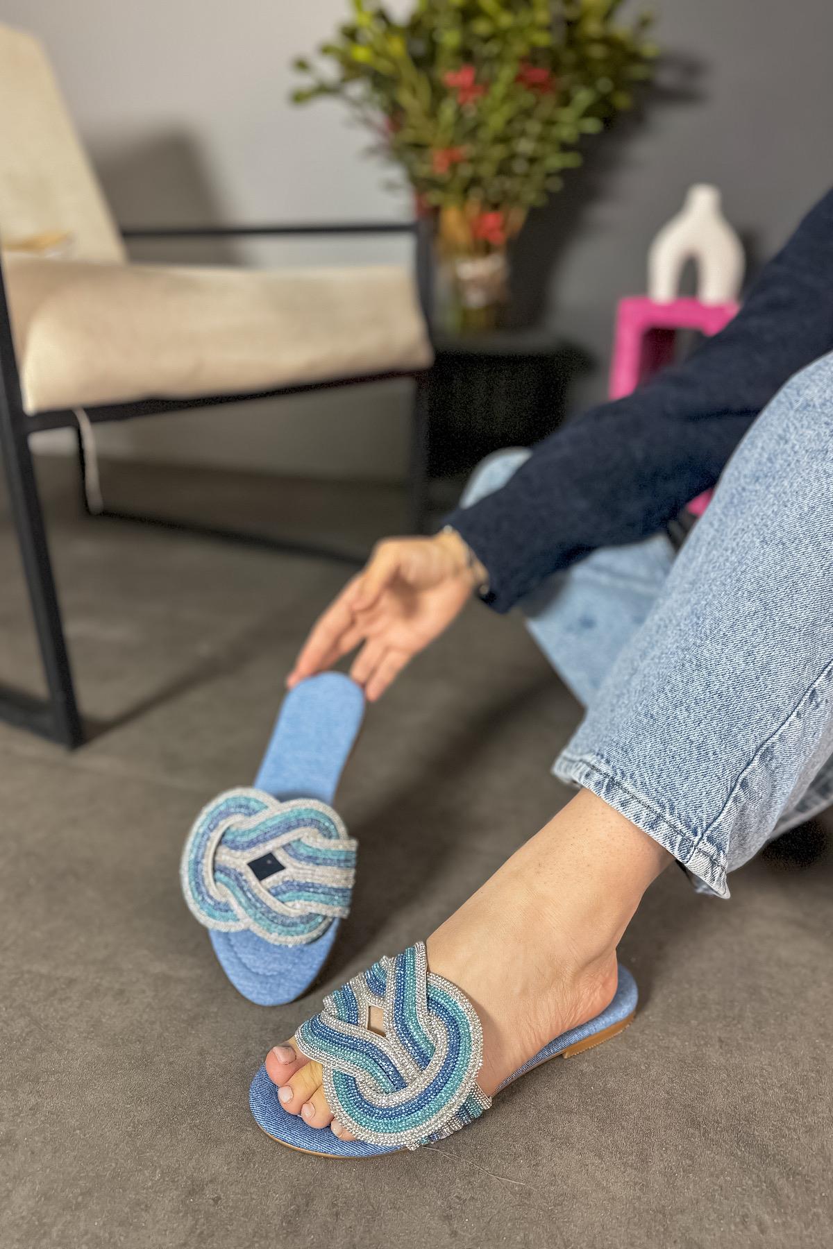 Fair Mavi Düğüm Taş Detaylı Kadın Terlik