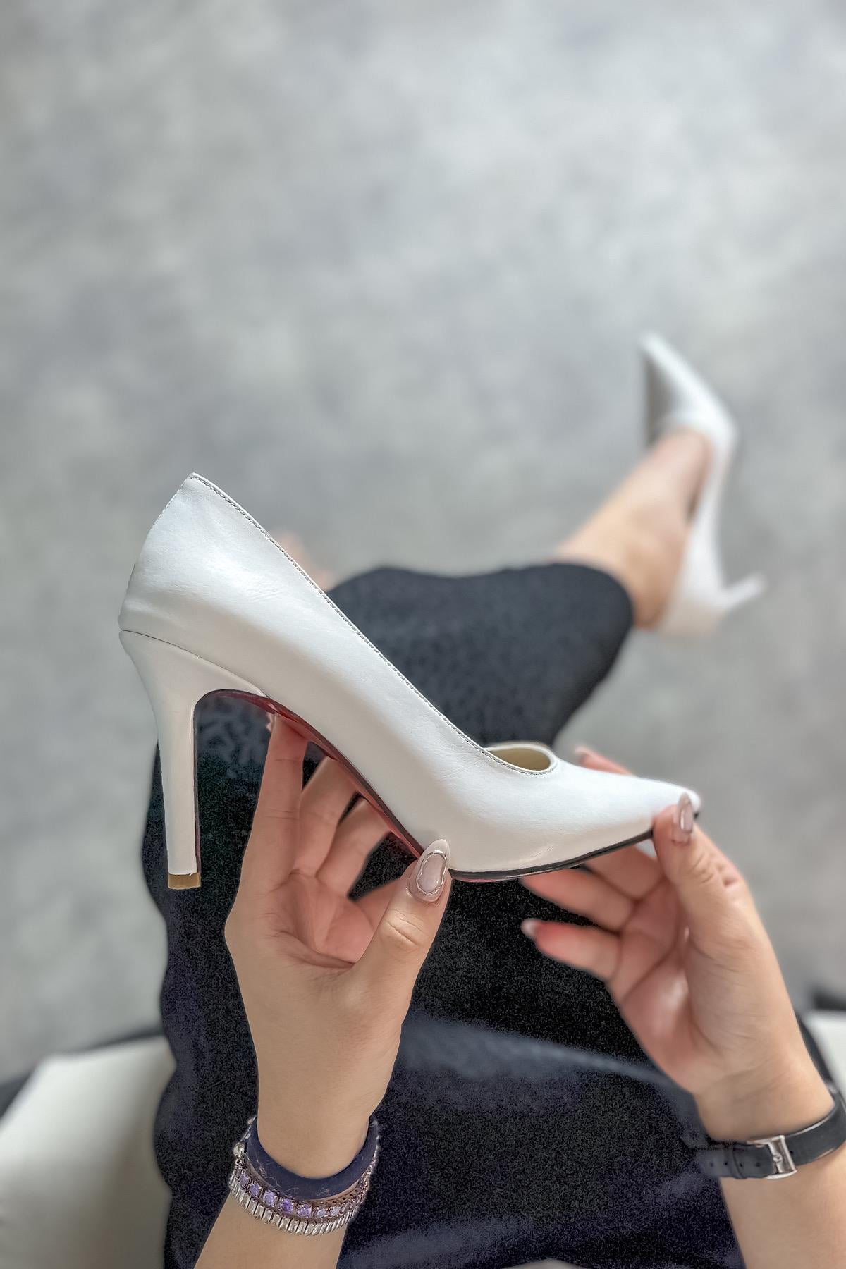 Lera Beyaz Stiletto Kadın Topuklu Ayakkabı