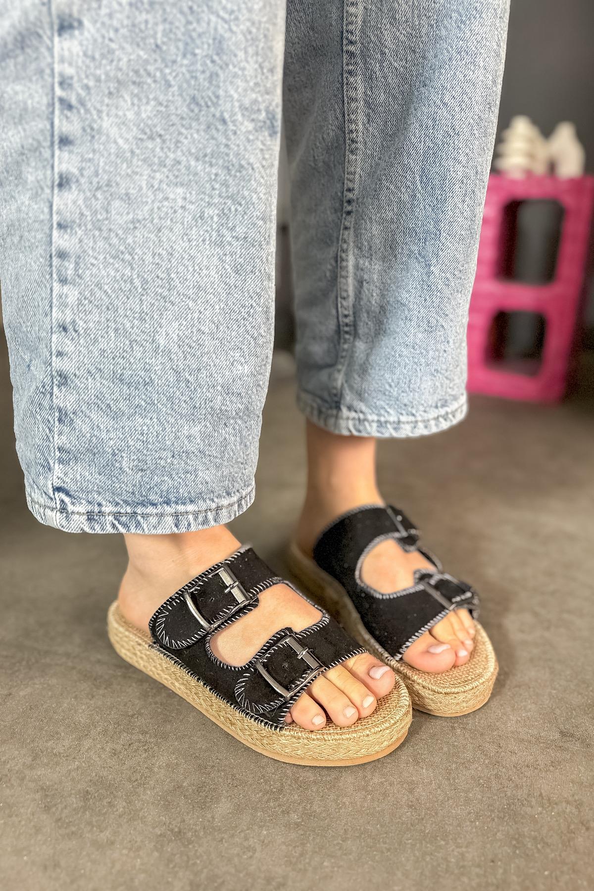 Luster Siyah Süet Çift Toka Detaylı Kadın Terlik