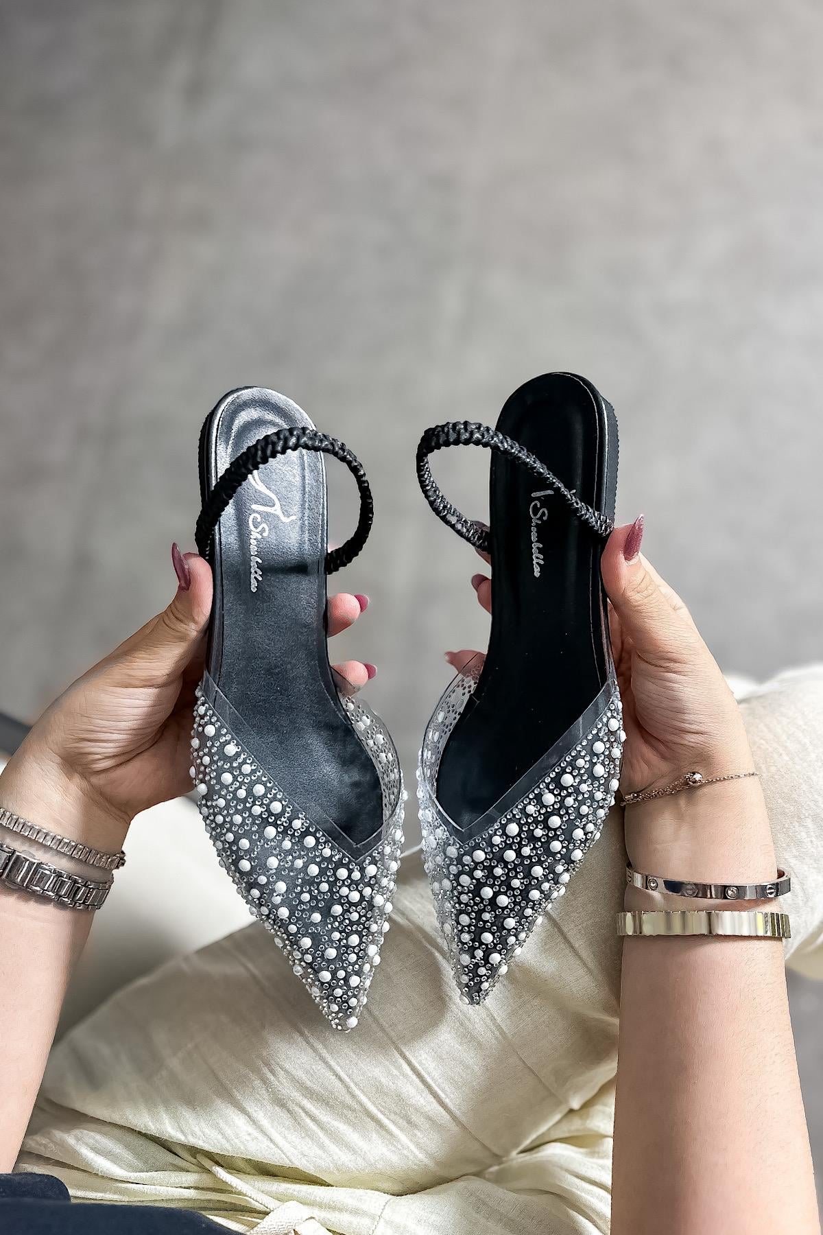 Margo Siyah Şeffaf İnci Detaylı Kadın Babet