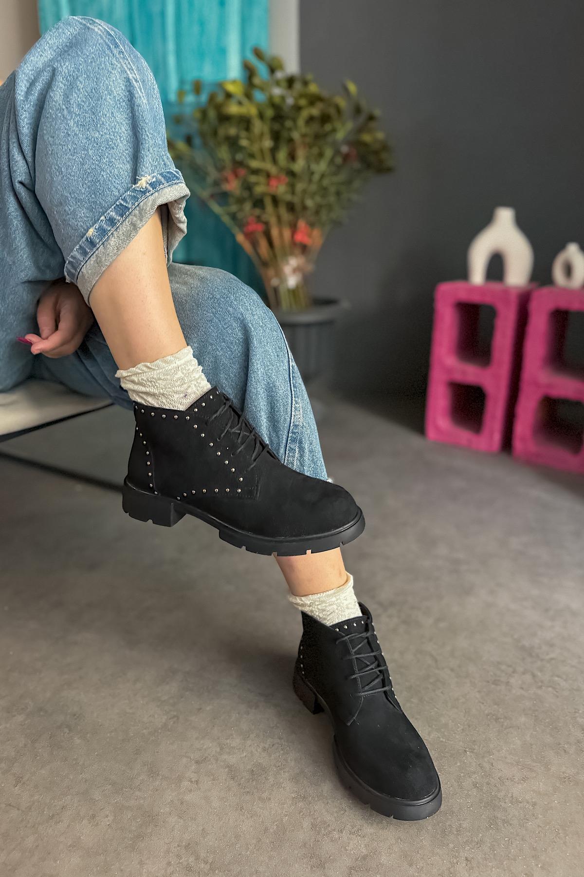 Meando Siyah Süet Tasarım Kadın Bot