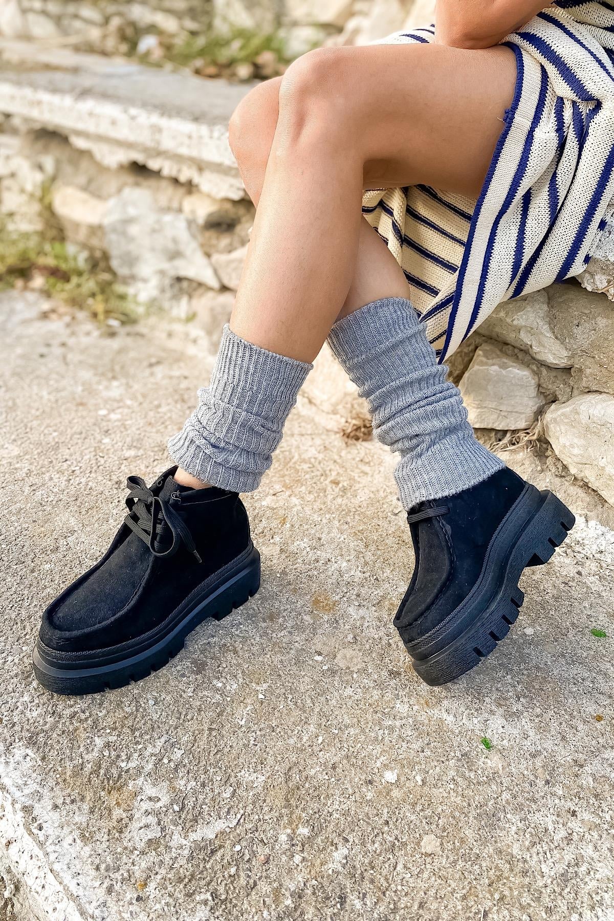 Mecy Siyah Bağcıklı Makosen Kadın Bot