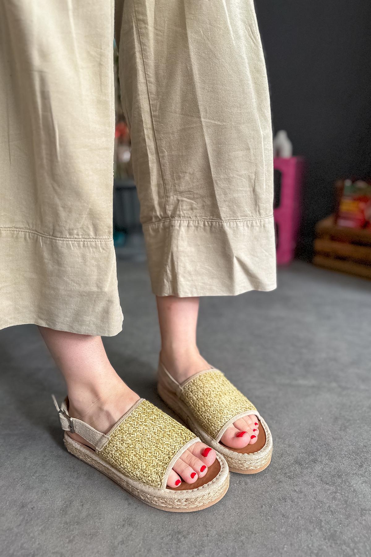 Merin Bej Hasır Biyeli Kadın Sandalet