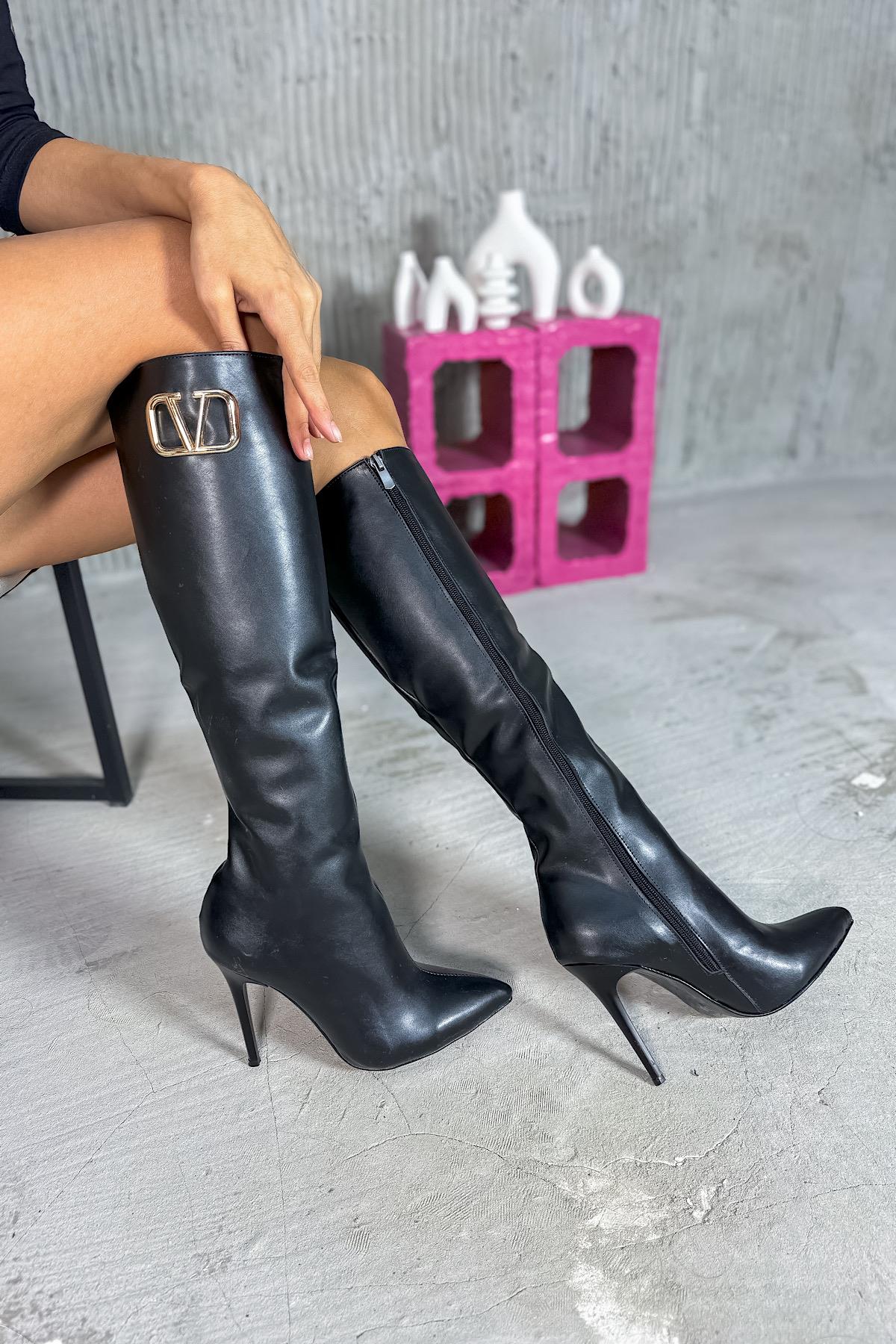 Minorka Siyah Cilt Tokalı Kadın Topuklu kadın Çizme