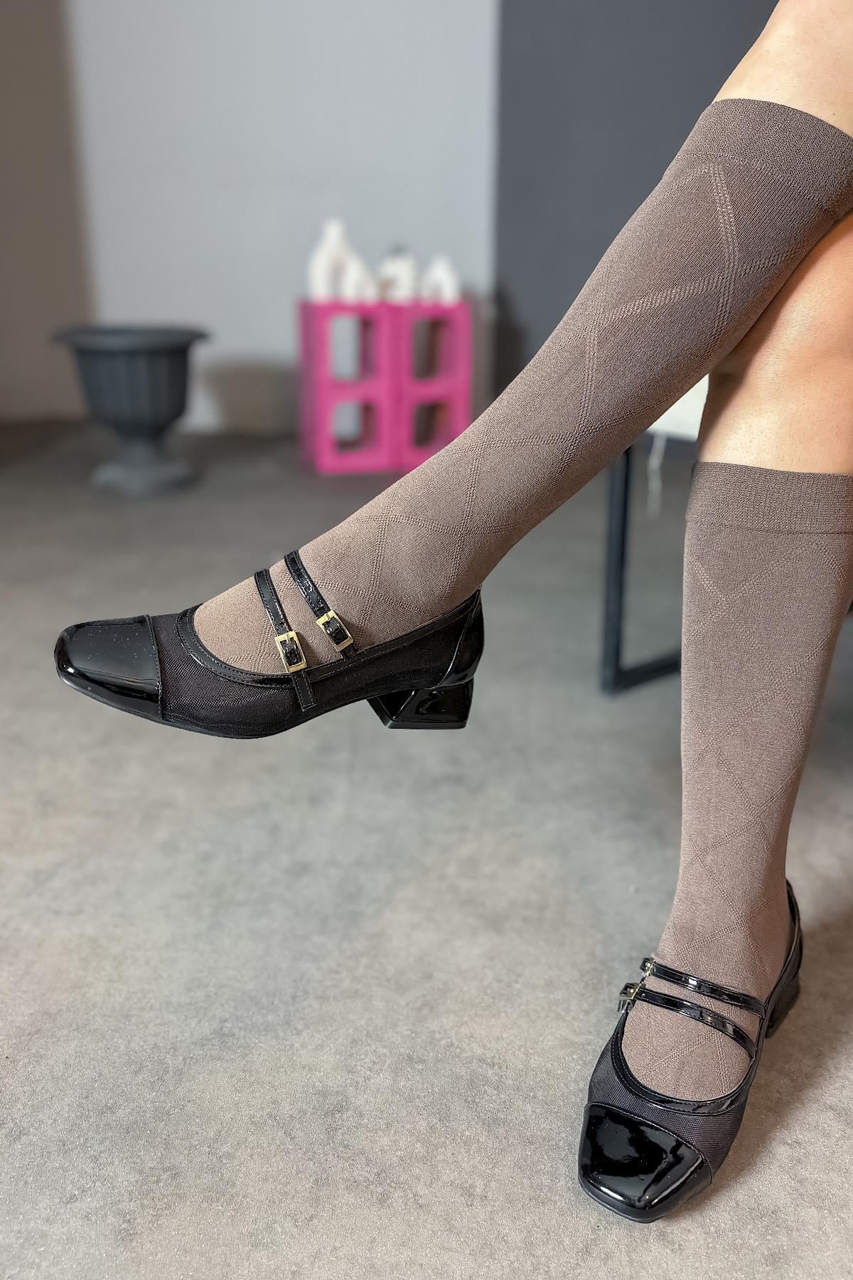 Mişa Sıyah Rugan Çift Toka Detaylı Kadın Topuklu Ayakkabı