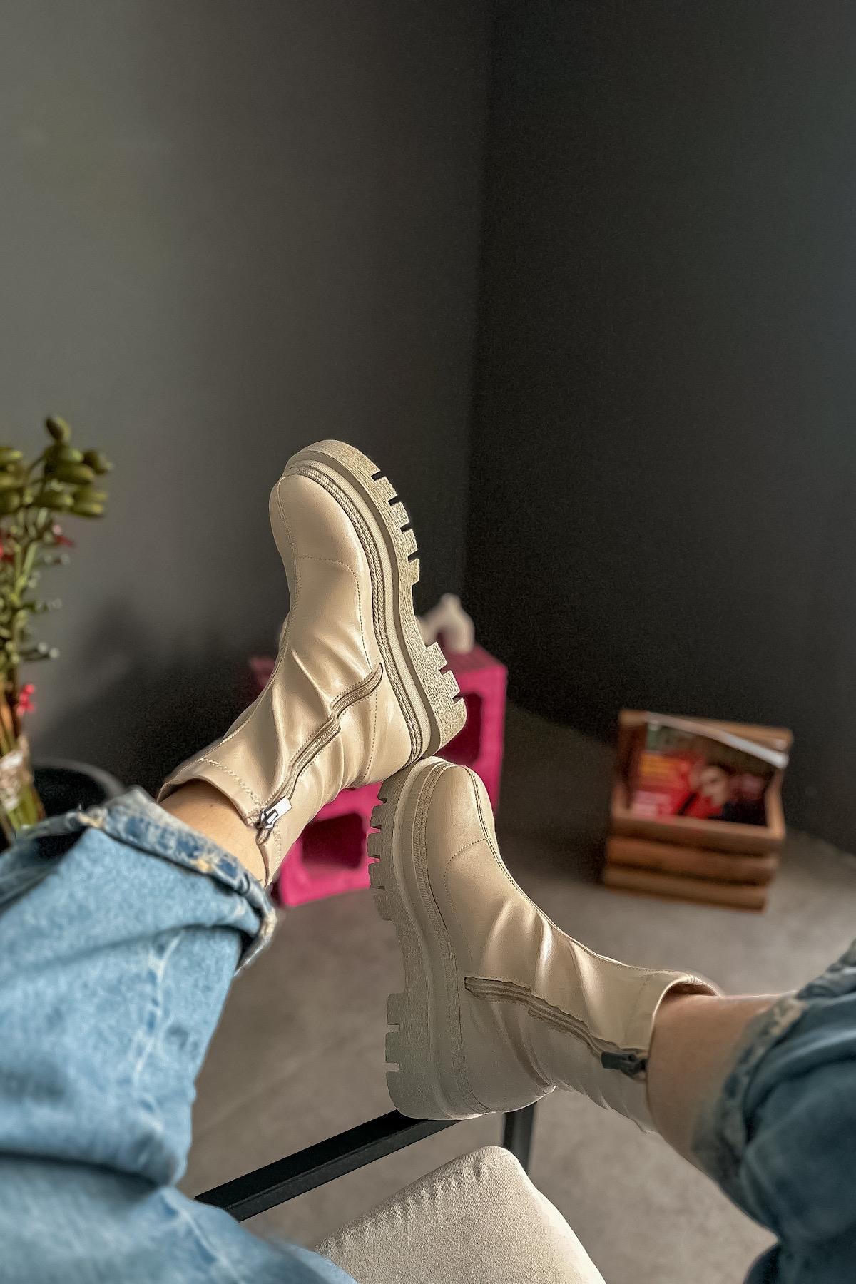 Sain Bej Cilt Steç Fermuarlı Kadın Bot