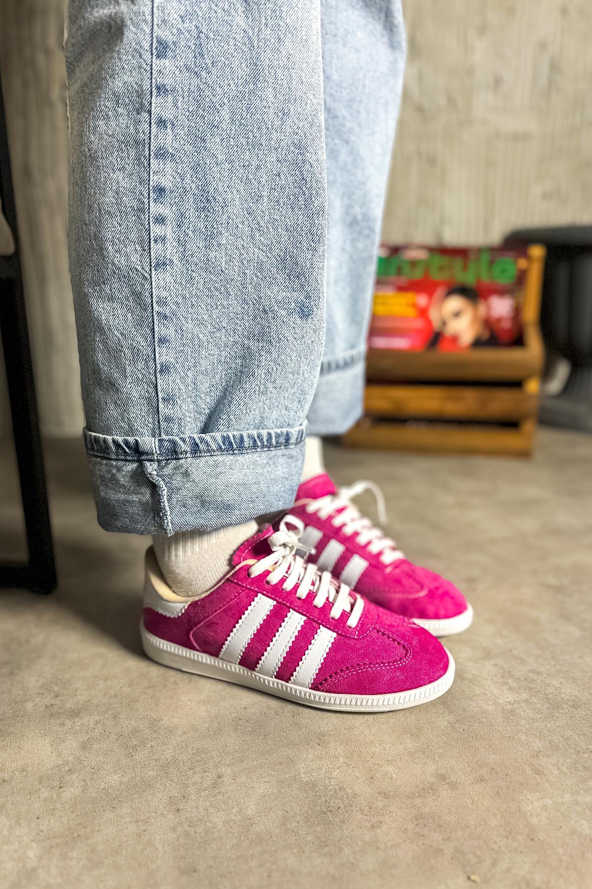 Snar Fuşya Üç Çizgili Süet Kadın Sneakers