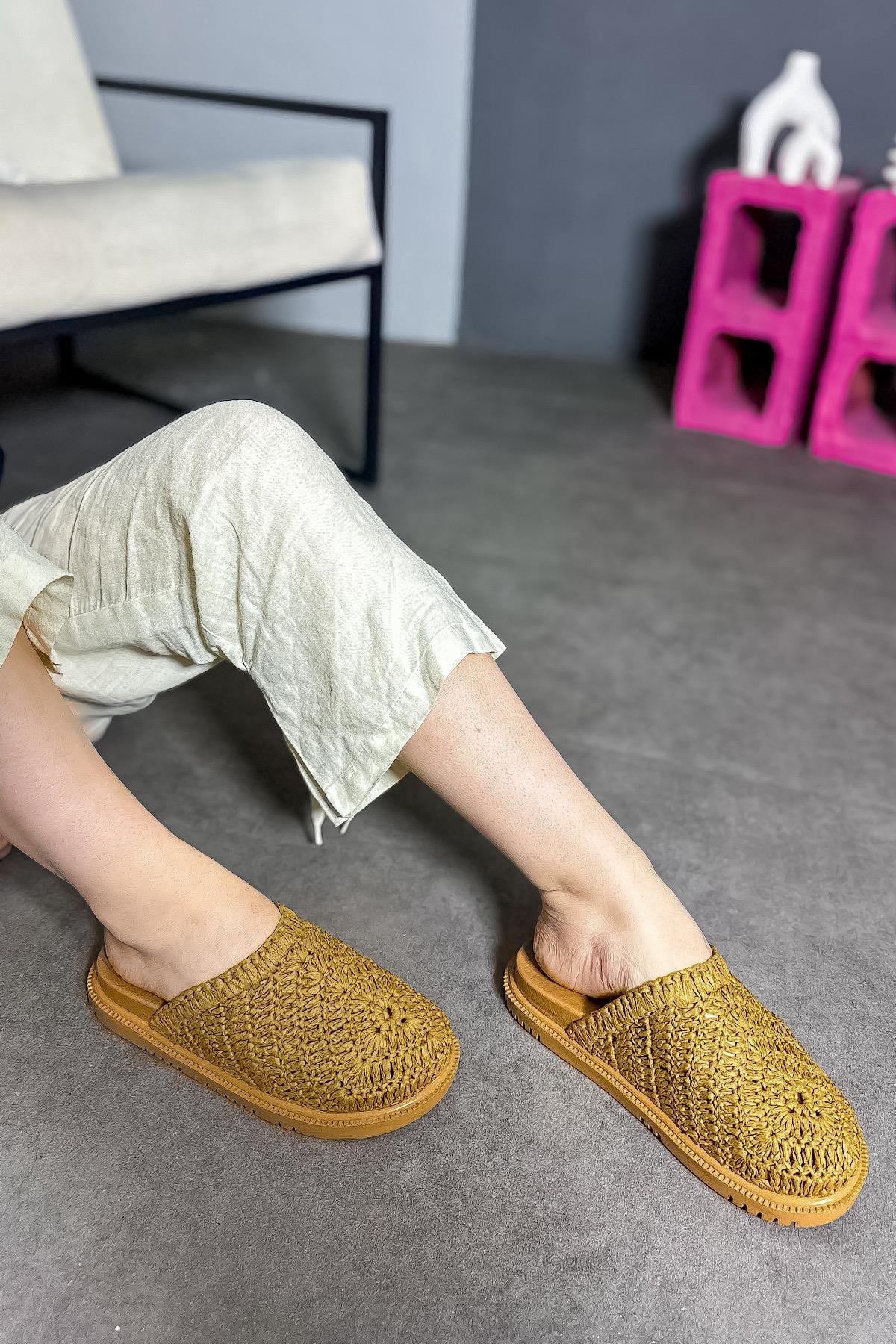 Tamar Taba Hasır Örgü Detaylı Kadın Terlik