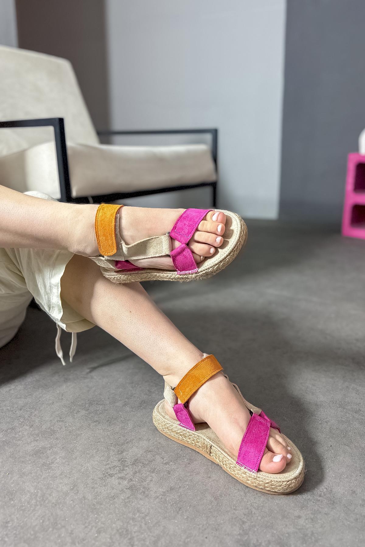 Trav Turuncu Cırtlı Detay Kadın Sandalet