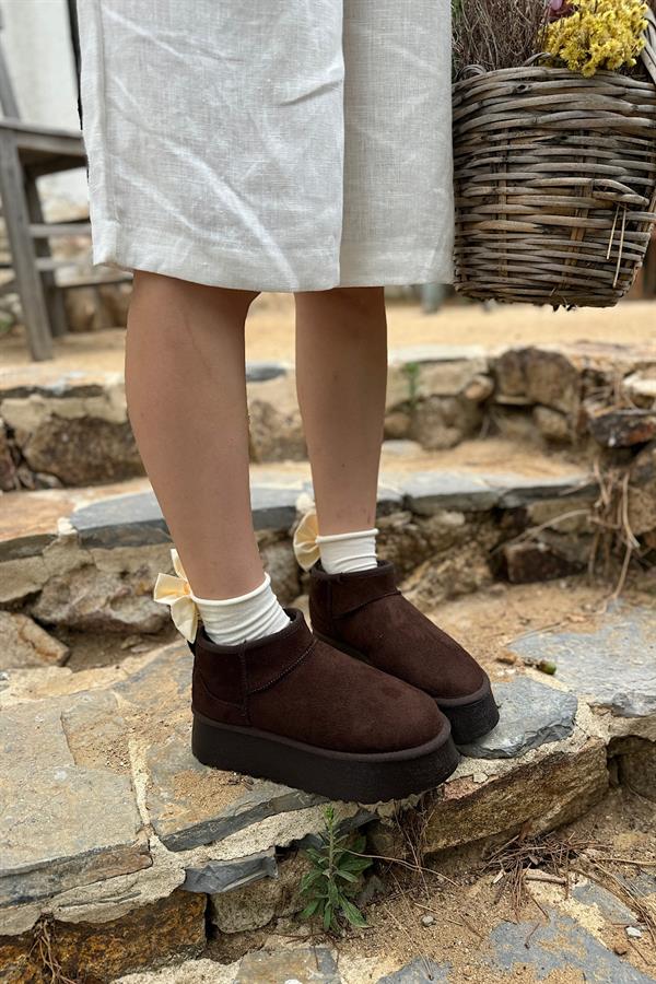 Abril Acı Kahve Süet Kalın Tabanlı İçi Kürk Detaylı Kadın Bot