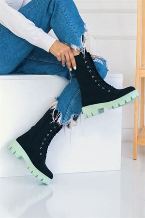 Avaley Siyah Süet Yeşil Taban Bağlı Bot