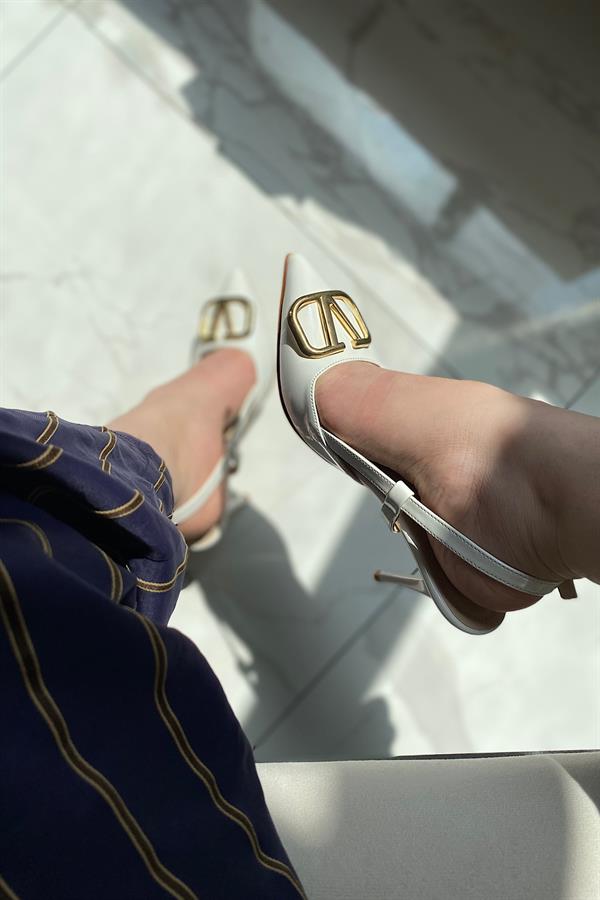 Avent Beyaz Rugan Tokalı Kadın Topuklu Ayakkabı