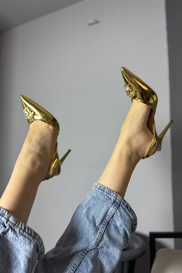 Blade Gold Rugan Toka detaylı Kadın Topuklu Ayakkabı