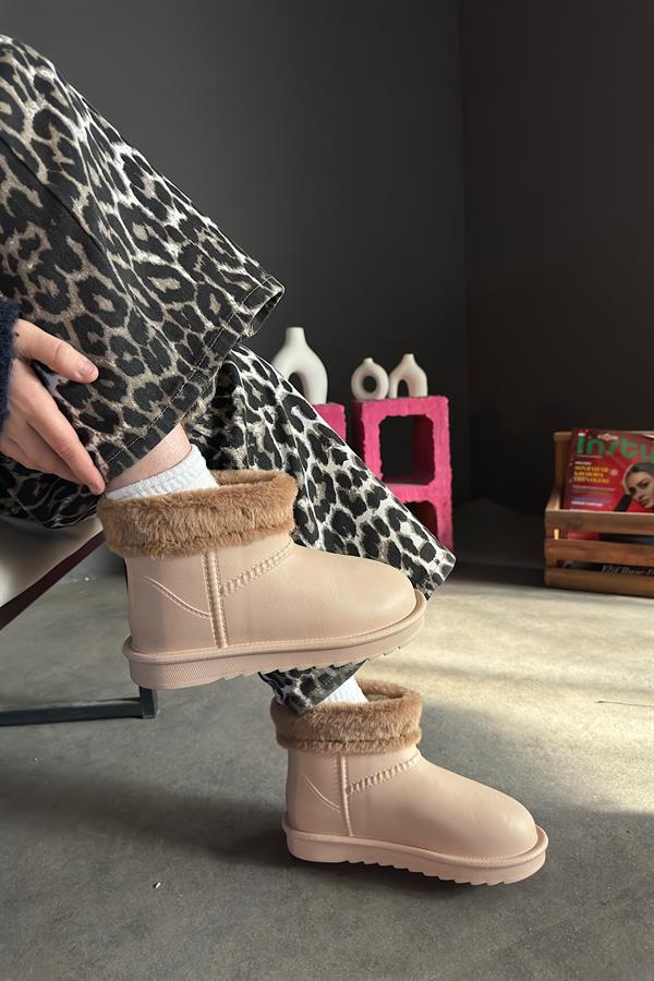 Blen Bej Kürklü Yağmur Botu