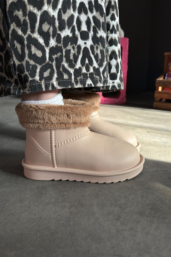 Blen Bej Kürklü Yağmur Botu