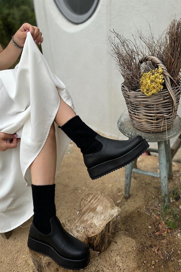 Eldon Siyah Triko Kadın Bot