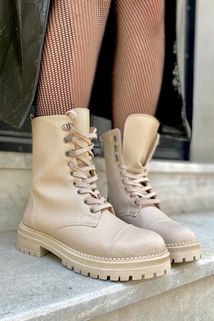 Elsie Nude Kadın Postal Bot