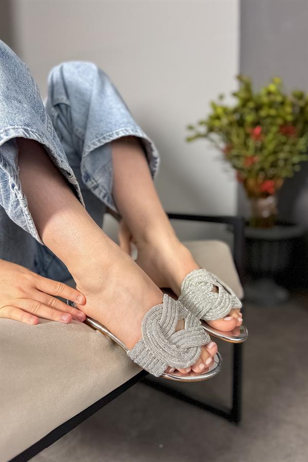 Fair Gümüş Düğüm Taş Detaylı Kadın Terlik