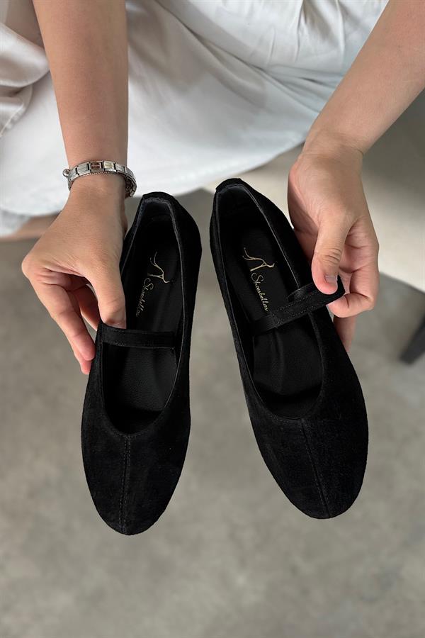 Fersa Siyah Hakiki Deri Tek Biye Detaylı Kadın Babet