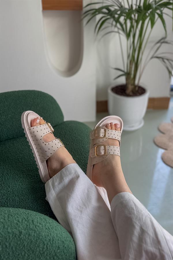 Gale Bej Çift Tokalı Pim Detaylı Kadın Topuklu Terlik