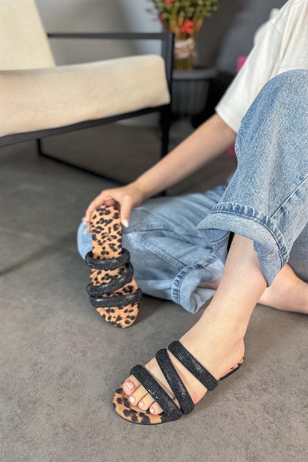 Heat Leopar Taş Biyeli Kadın Terlik