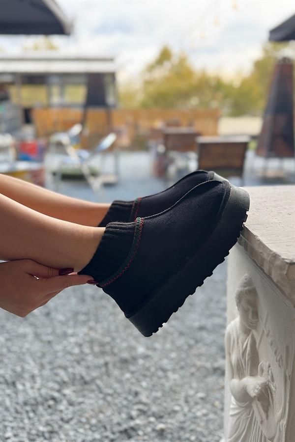 Henza Siyah Süet Triko Detaylı Kürklü Bot