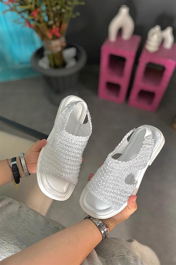 Hory Beyaz Deri Örgü Detaylı kadın Sandalet