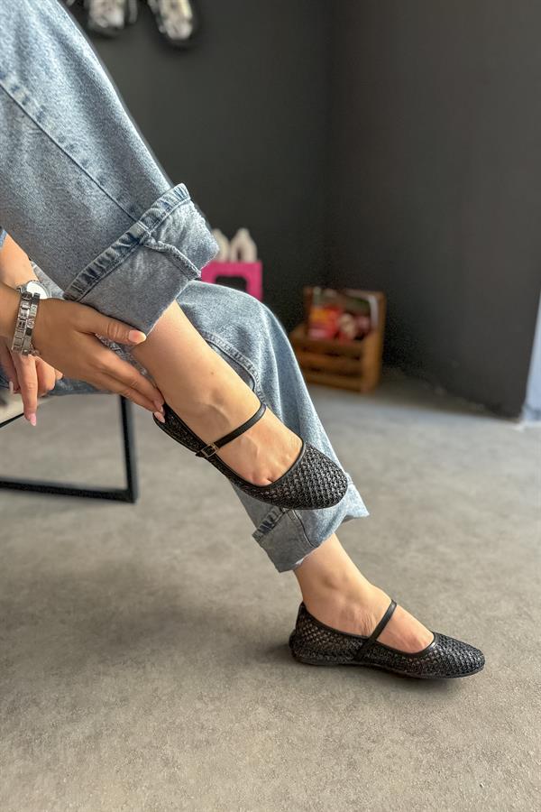 Irıs Siyah File Detaylı Kadın Babet