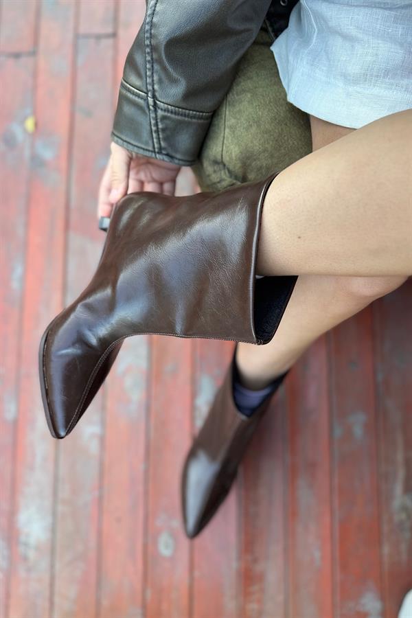 Kors Acı Kahve Rugan Kadın Topuklu Bot