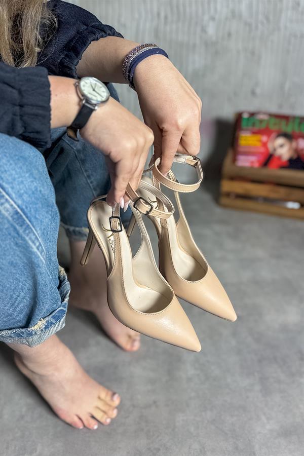 Layla Bej Cilt Biyeli Kadın Topuklu Ayakkabı