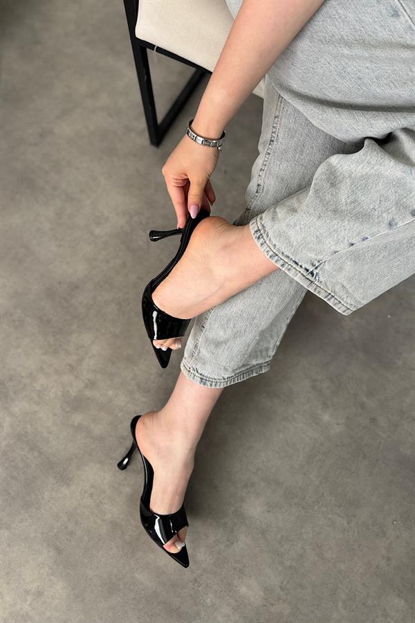 Lies  Siyah Rugan Kadın Topuklu Ayakkabı