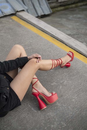 Lizbon Kırmızı Bağlamalı Platform Kadın Topuklu Ayakkabı