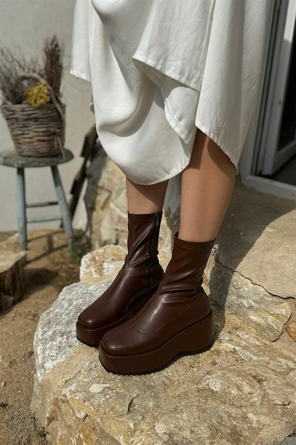 Lucas Acı Kahve Cilt Steç Fermuarlı Kadın Bot