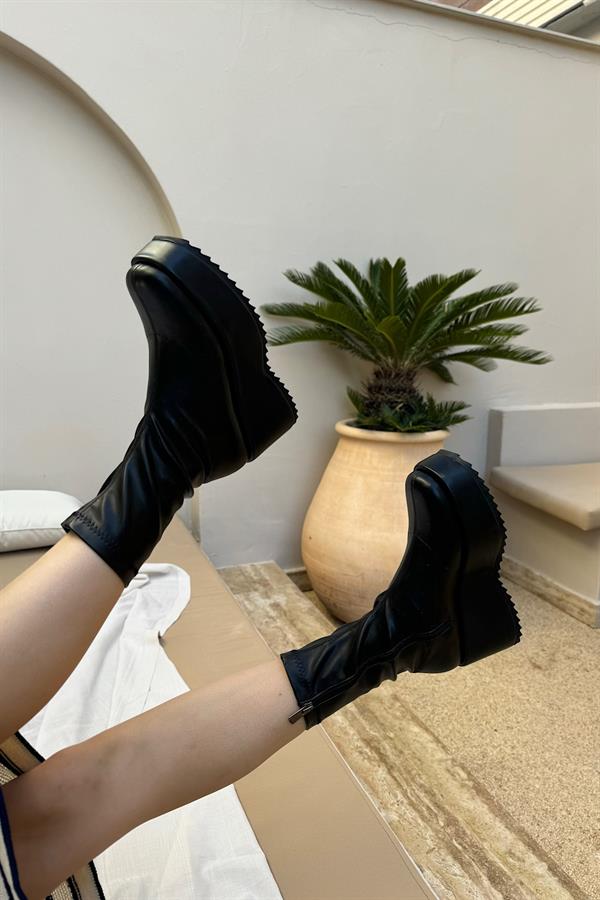 Lucas Siyah Cilt Steç Fermuarlı Kadın Bot